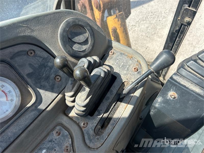 CAT 420D IT Backhoe loaders