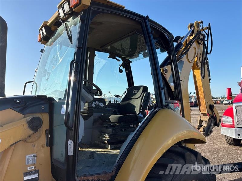 CAT 420E Retroescavadeiras
