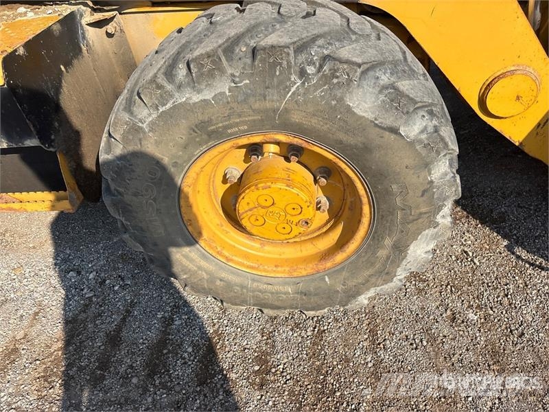 CAT 420F Backhoe loaders