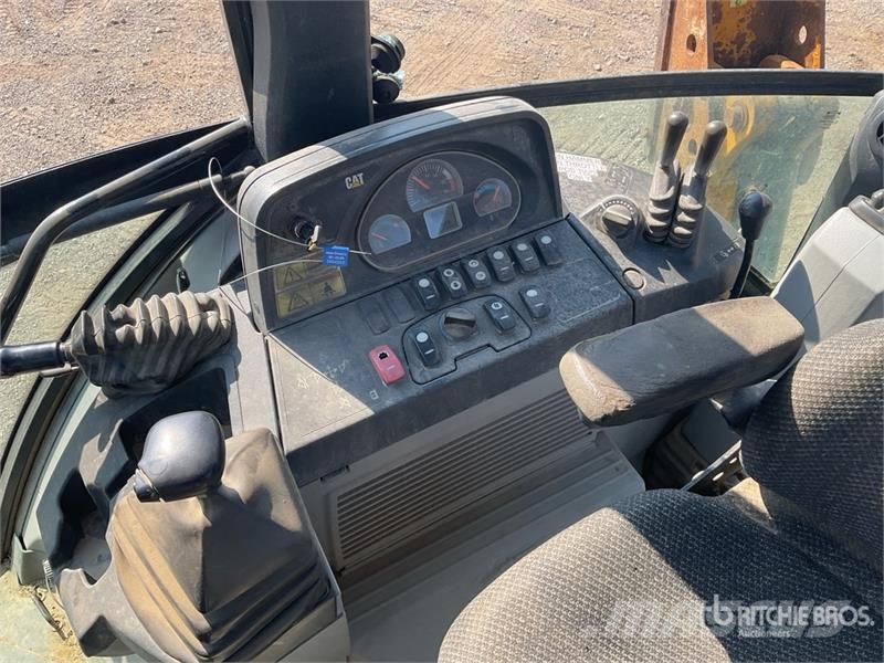 CAT 420F Backhoe loaders