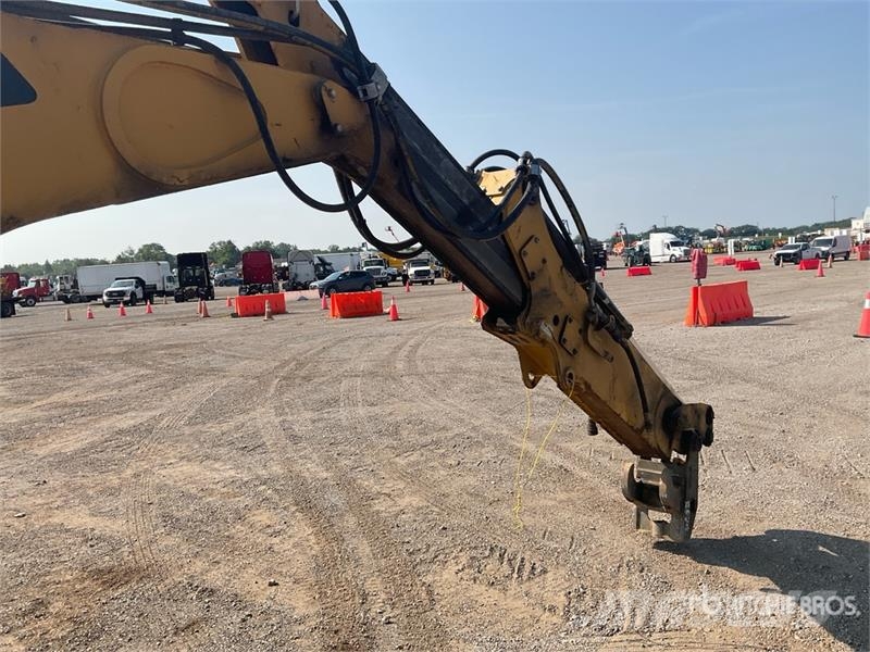 CAT 420F Backhoe loaders