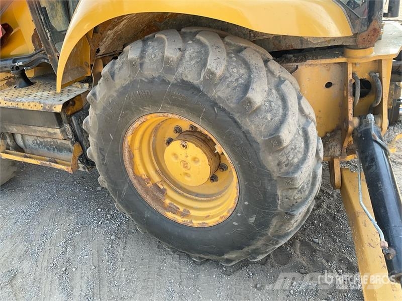 CAT 420F Backhoe loaders