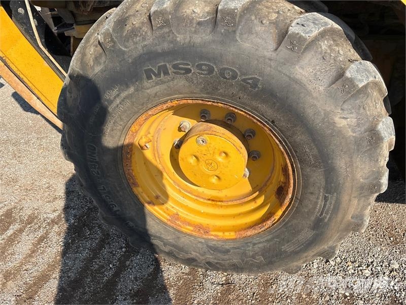 CAT 420F Backhoe loaders