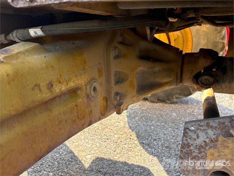 CAT 420F Backhoe loaders