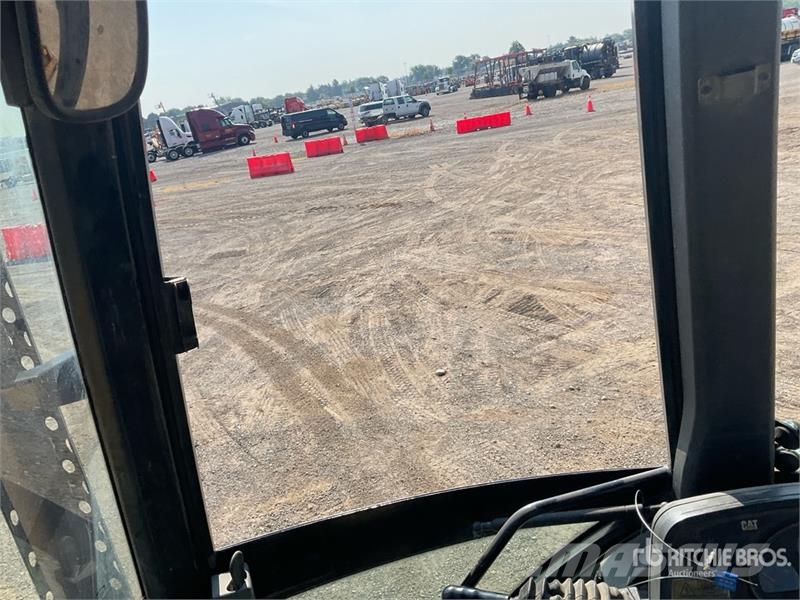 CAT 420F Backhoe loaders