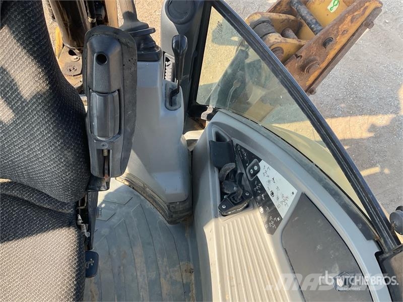 CAT 420F Backhoe loaders