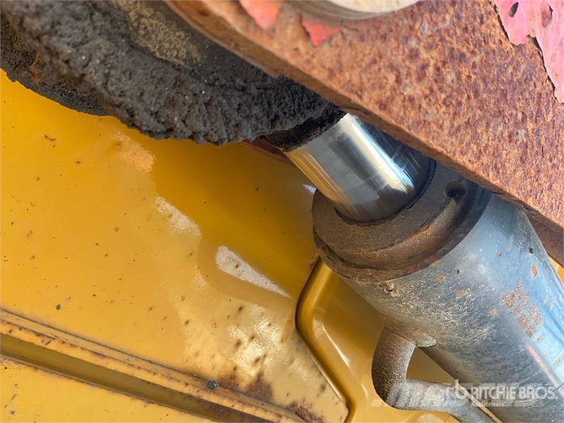 CAT 420F Backhoe loaders