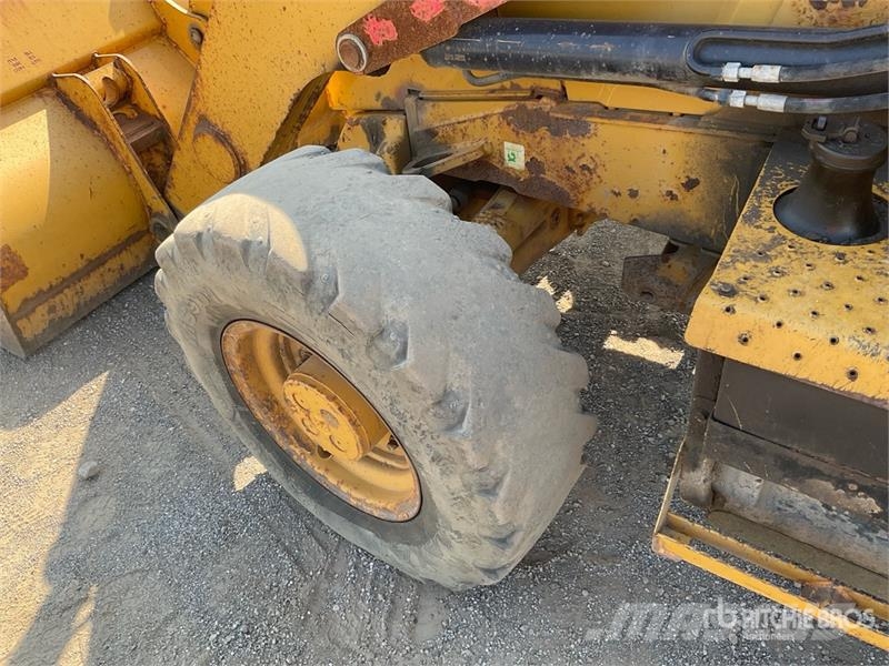 CAT 420F Backhoe loaders