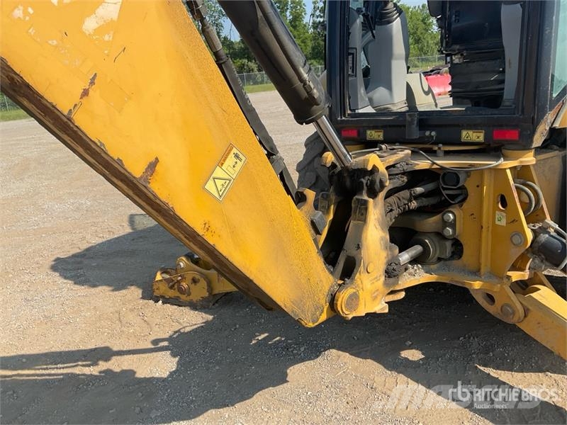 CAT 420F Backhoe loaders