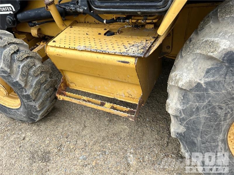 CAT 430D Backhoe