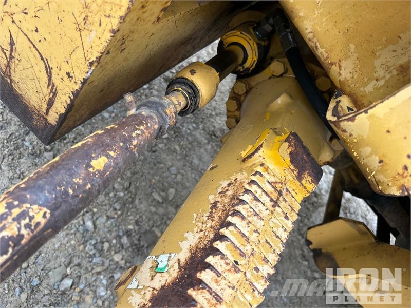 CAT 430D Backhoe