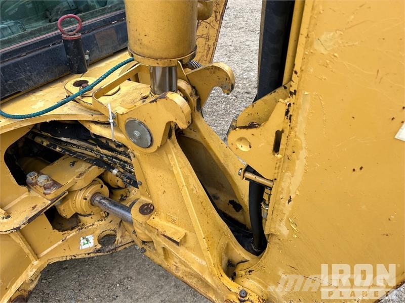 CAT 430D Backhoe
