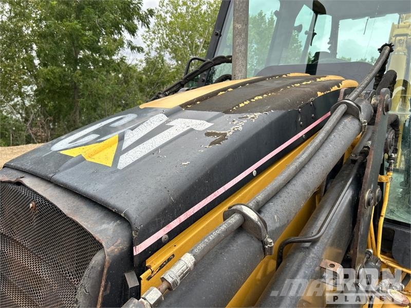 CAT 430D Backhoe