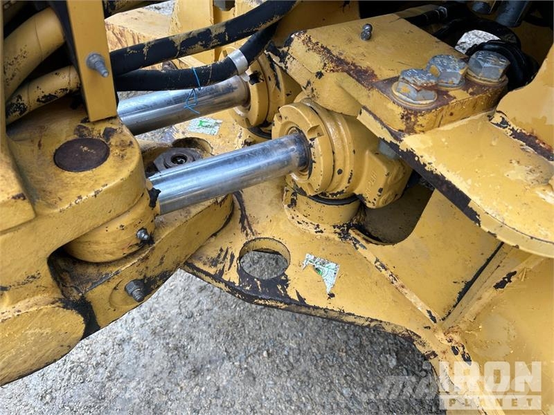 CAT 430D IT Ekskavatori-iekrāvēji