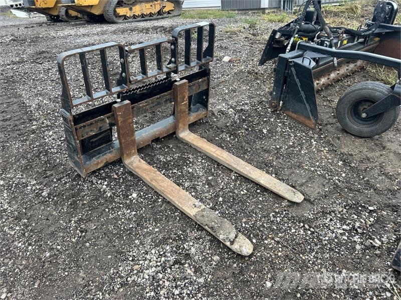 CAT 532-7816 47 in Skid Steer Forks 지게차