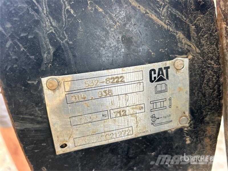 CAT 532-8222 60 in Wheel Loader Forks Pallegafler