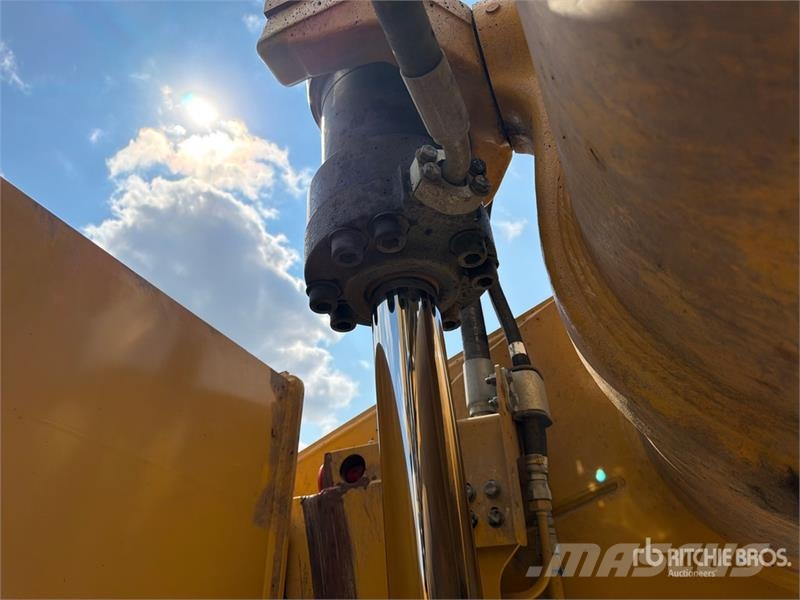CAT 637K Motor Scraper كاشطات