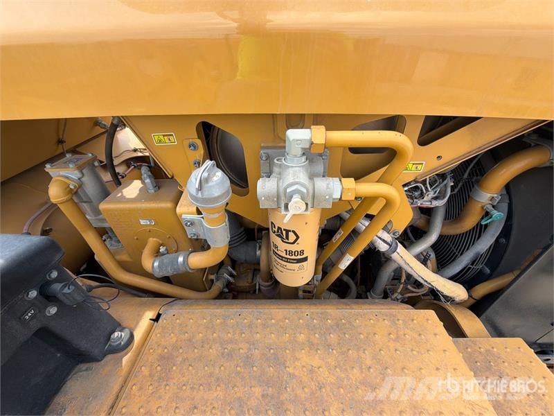 CAT 637K Motor Scraper كاشطات