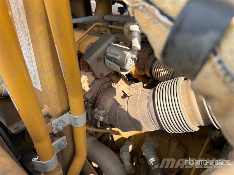 CAT 637K Motor Scraper كاشطات
