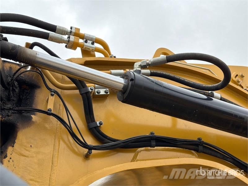 CAT 637K Motor Scraper كاشطات