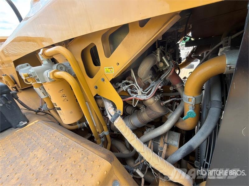 CAT 637K Motor Scraper كاشطات