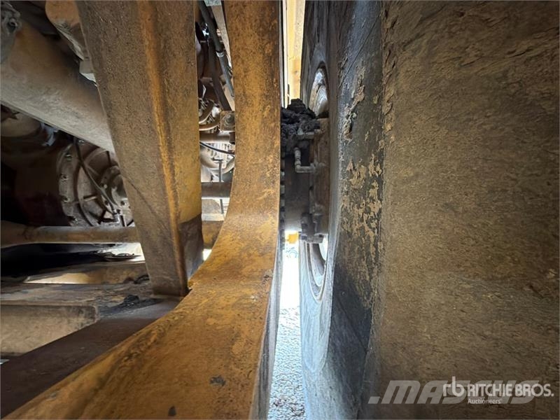 CAT 637K Motor Scraper 스크레이퍼