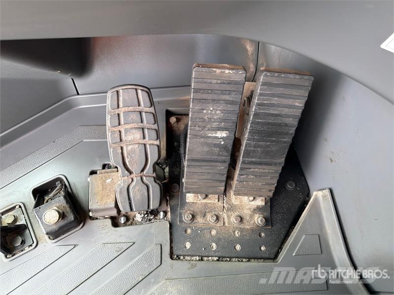 CAT 637K Motor Scraper 스크레이퍼
