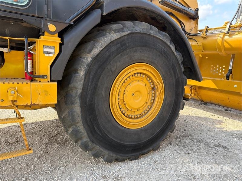 CAT 637K Motor Scraper كاشطات