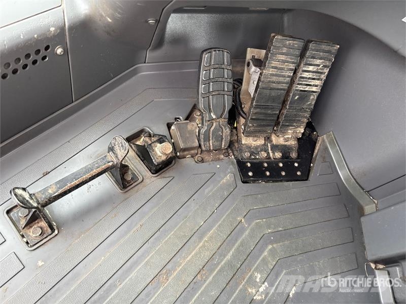 CAT 637K Motor Scraper كاشطات