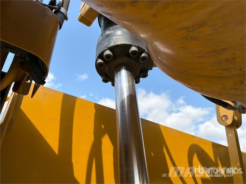 CAT 637K Motor Scraper كاشطات