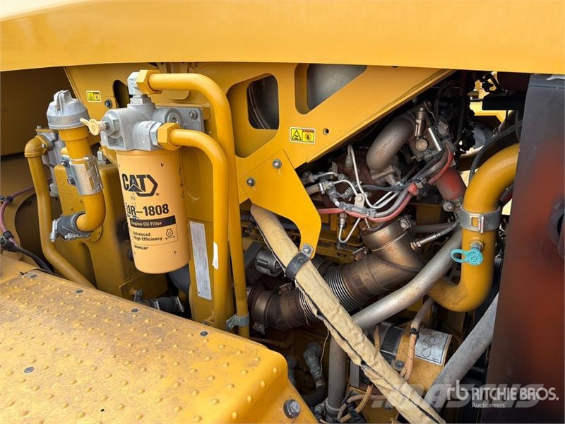 CAT 637K Motor Scraper 스크레이퍼