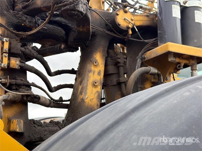 CAT 637K Motor Scraper 스크레이퍼