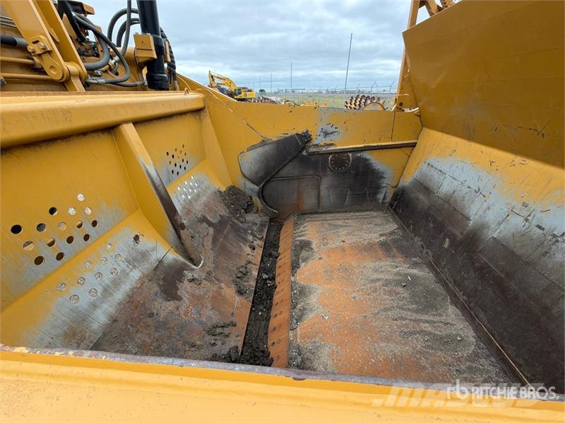 CAT 637K Motor Scraper كاشطات