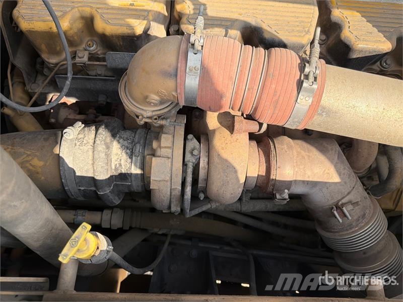 CAT 637K Motor Scraper كاشطات