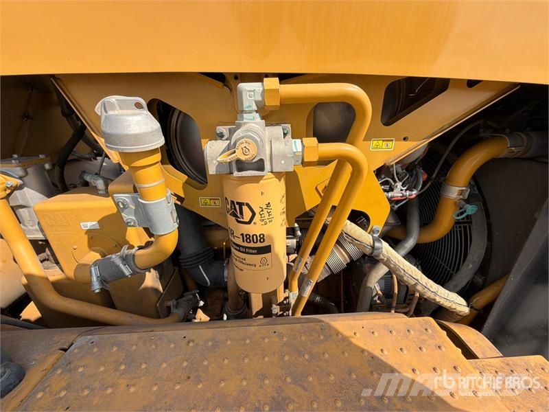 CAT 637K Motor Scraper كاشطات