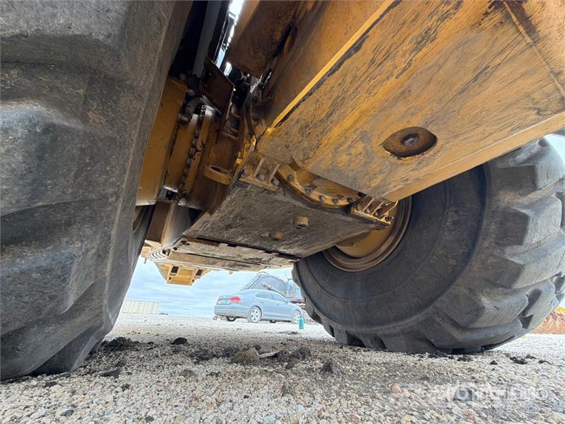 CAT 637K Motor Scraper كاشطات