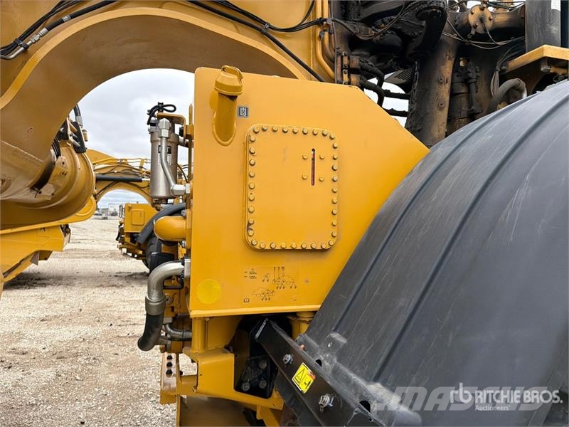 CAT 637K Motor Scraper كاشطات
