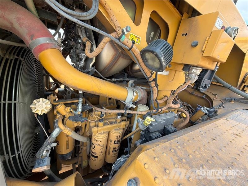 CAT 637K Motor Scraper كاشطات