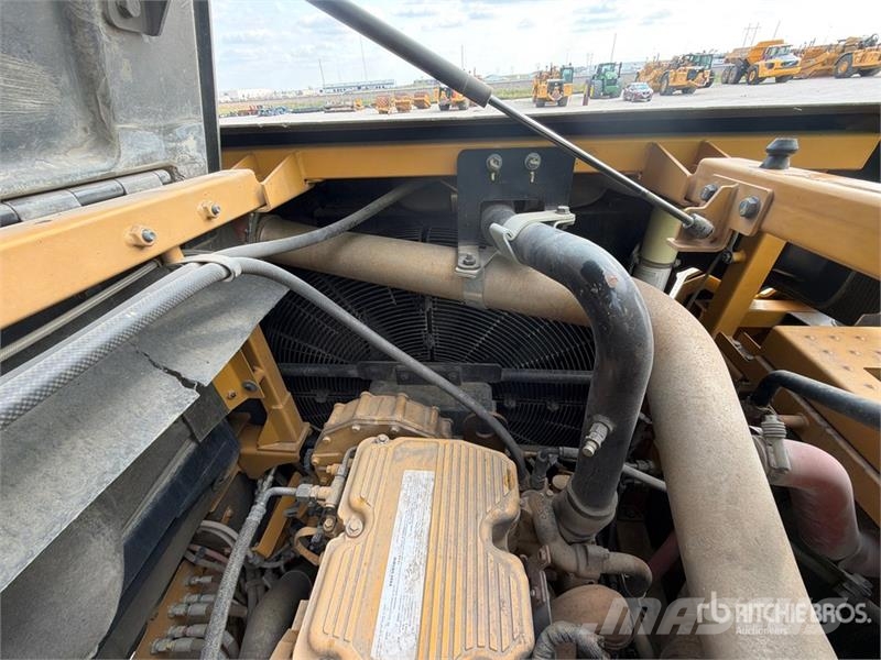 CAT 637K Motor Scraper كاشطات