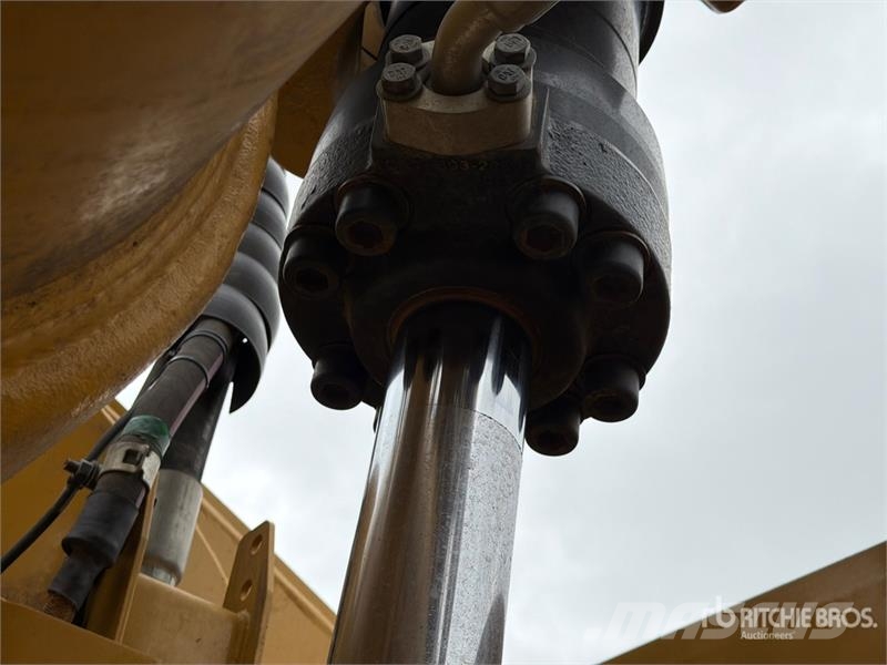 CAT 637K Motor Scraper كاشطات