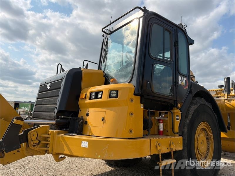 CAT 637K Motor Scraper كاشطات
