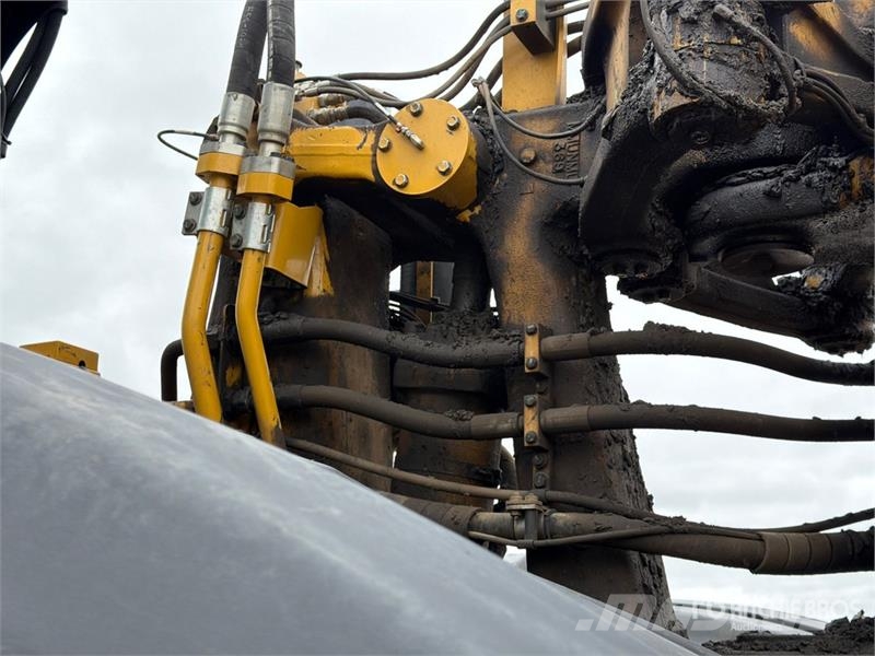 CAT 637K Motor Scraper كاشطات