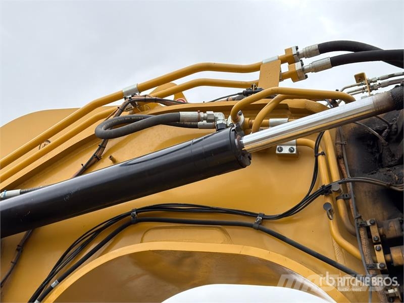 CAT 637K Motor Scraper كاشطات