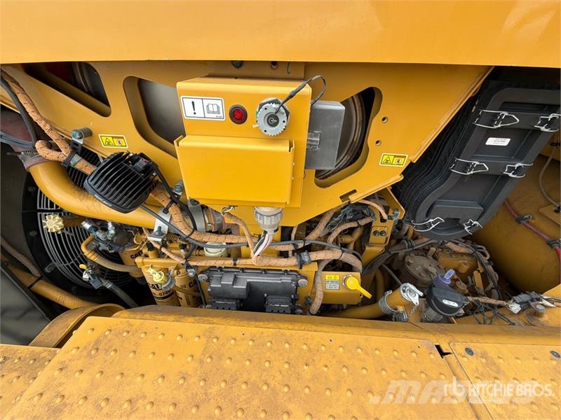 CAT 637K Motor Scraper كاشطات