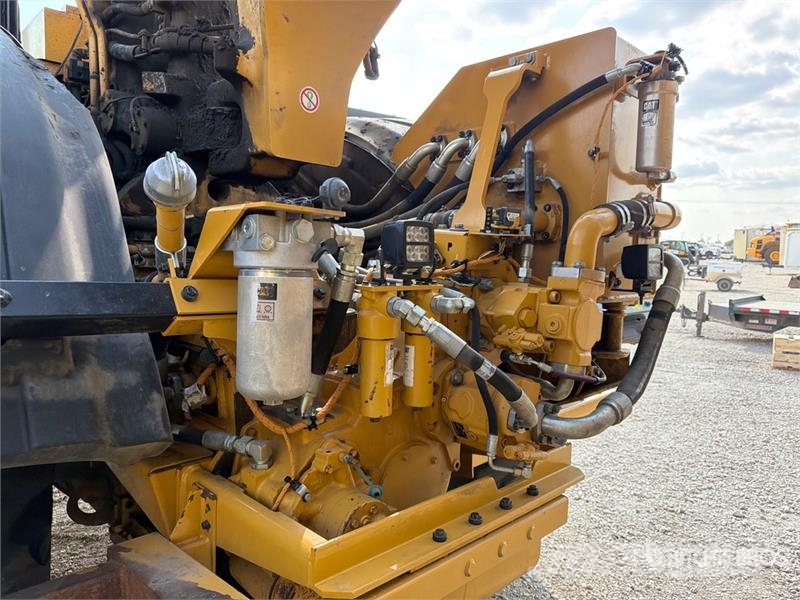 CAT 637K Motor Scraper كاشطات