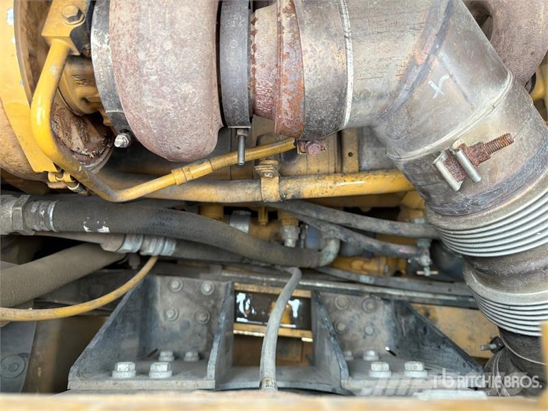 CAT 637K Motor Scraper كاشطات