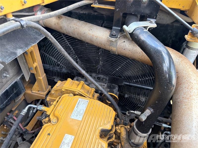 CAT 637K Motor Scraper كاشطات