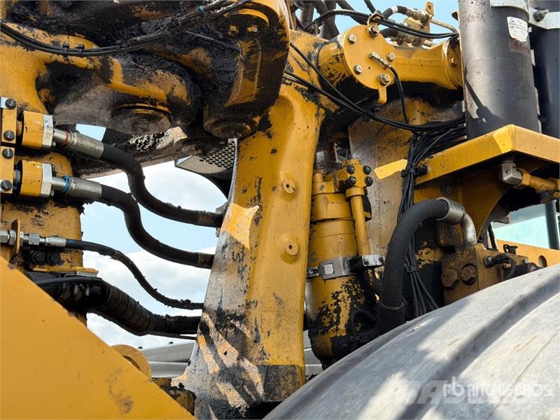 CAT 637K Motor Scraper كاشطات