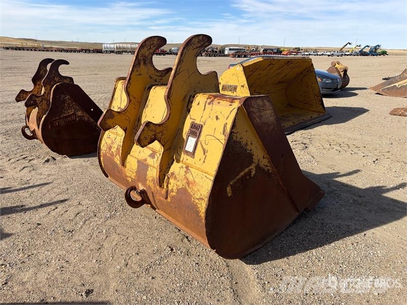 CAT 70 in Digging Excavator Bucket - Fits Cat 336 Žlice