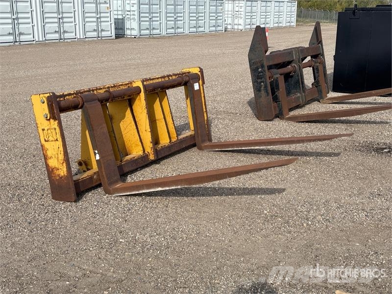 CAT 72 in Wheel Loader Forks - Fits Cat 953D Vilice